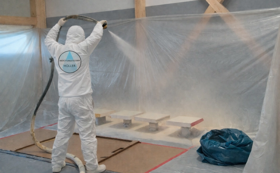 Mitarbeiter- Abdichtungstechnik Höller; © ATH